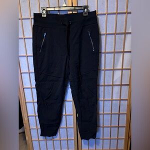 Women’s Athleta Black Jogger Pants